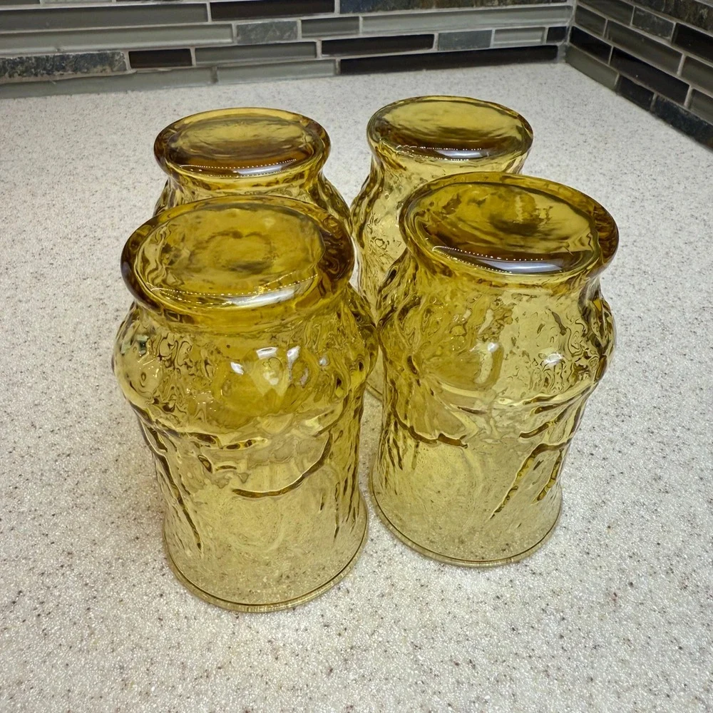 VTG Anchor Hocking Amber Rain Flower 4